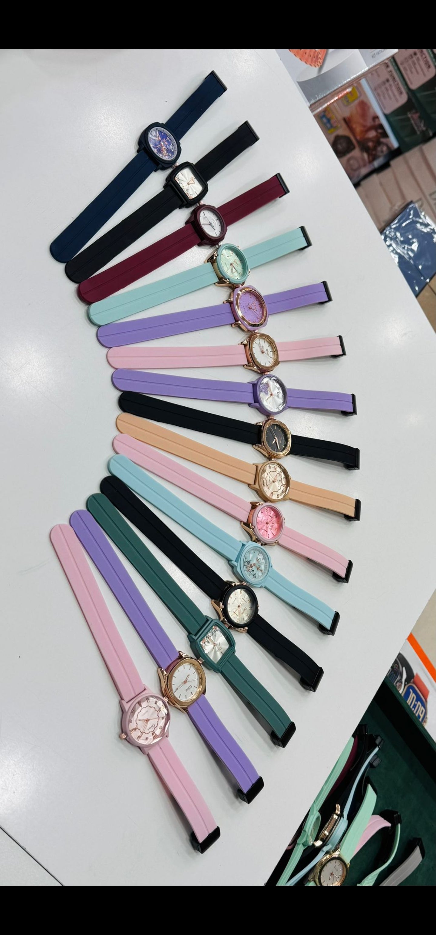 Ladies strap watch 7pc
