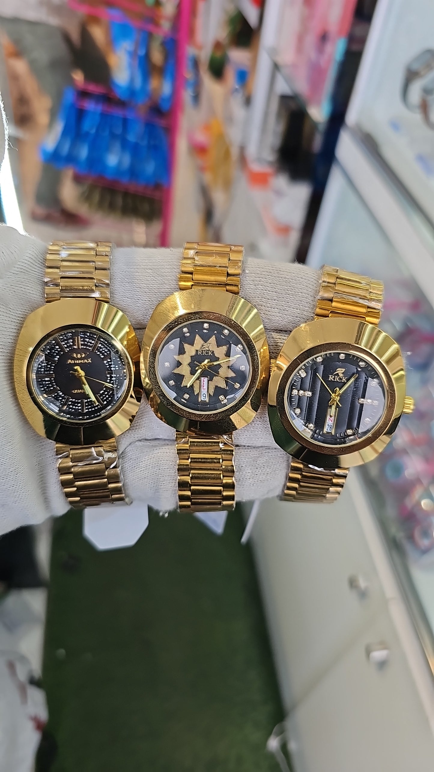 Rode Model watch (3pc )
